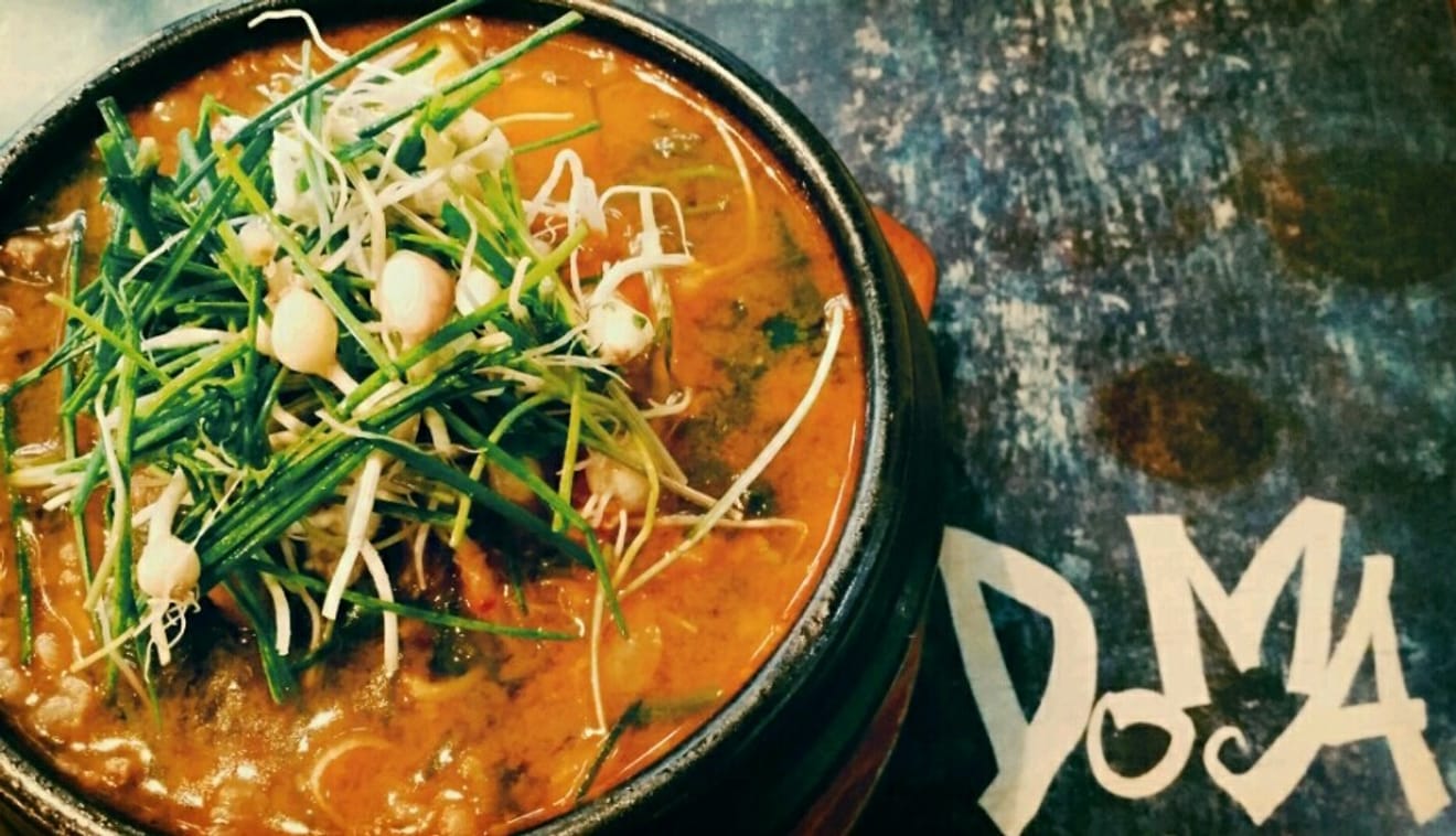 [Linia 3 Seul] 5 najlepszych restauracji w Anguk, gdzie tradycja spotyka się z trendem