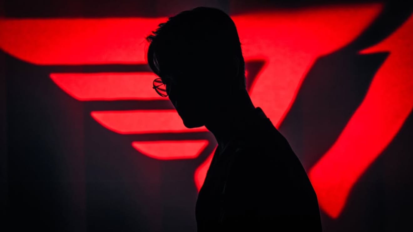 英雄聯盟 英雄聯盟 T1 T1 Faker 李相赫 續約至 2029 年，為期 4 年