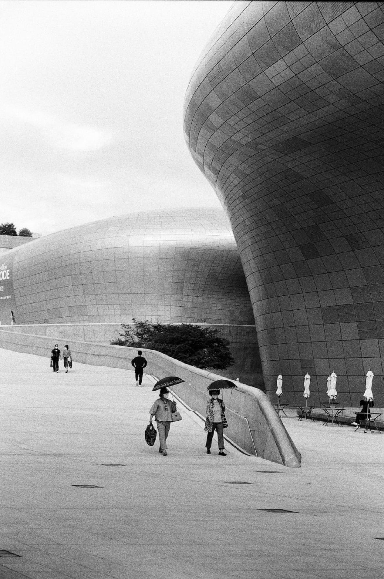 Sehenswürdigkeiten in Seoul, das zukunftsorientierte Dongdaemun Design Plaza (DDP)