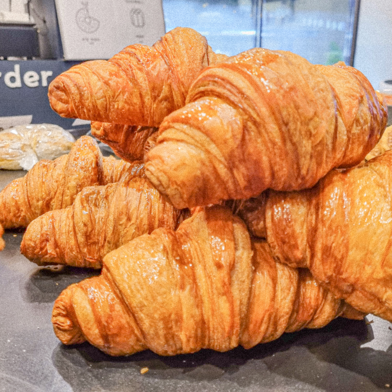 阿察山站Mano Bakery：從鹽可頌到可頌的熱門菜單評論
