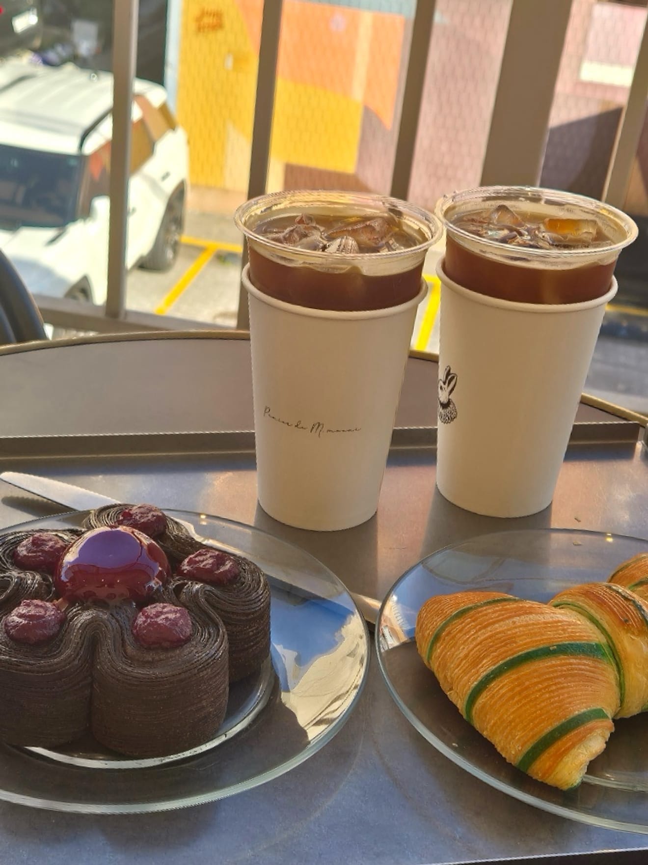 Apgujeong'da Kurdele Ekmekli Panier de Mmooni Rodeo Sokağı Cafe
