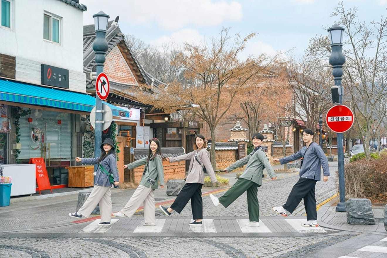 Reise & Alltag: Moderne Hanbok im Daily Look