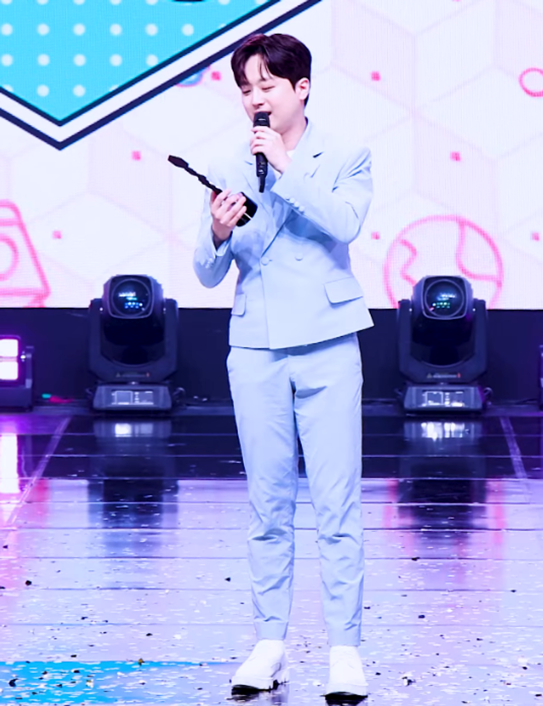 Lee Chan-won "Hemelreis" MBC Show! Music Core 1e plaats