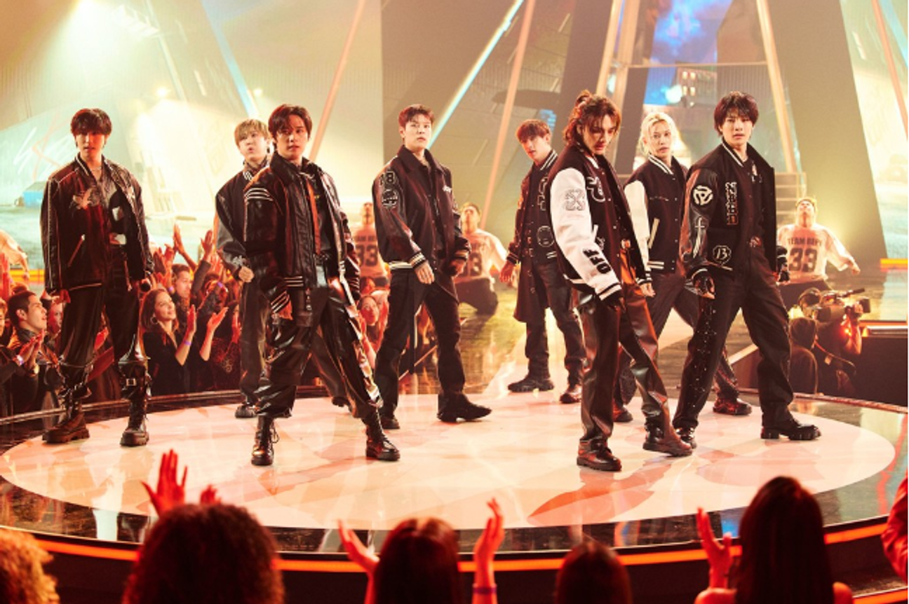 Stray Kids wystąpili na 50-leciu AMAs!