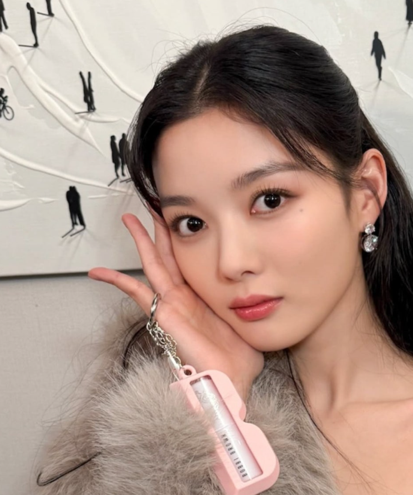 Kim Yoo-jung,