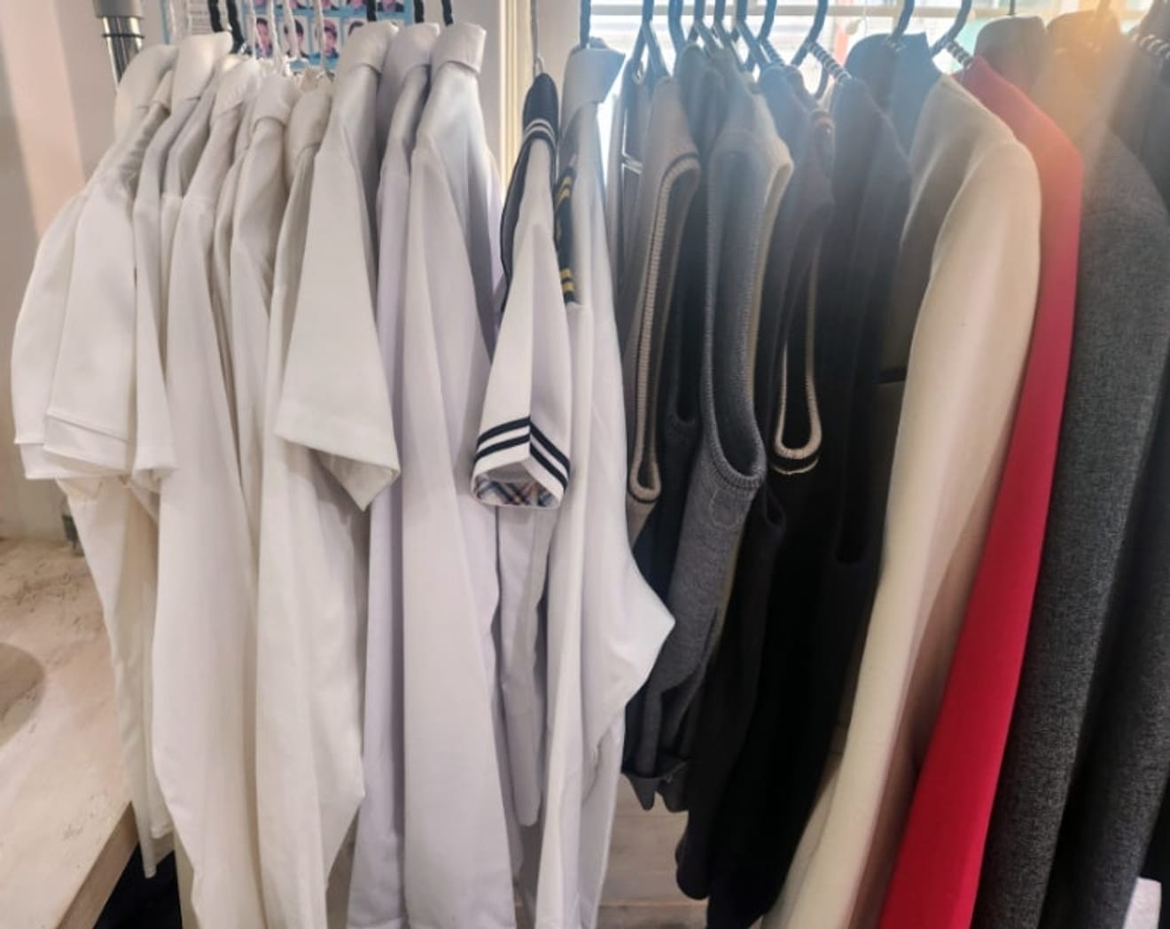 Bizim Mahalle Fotoğrafçısı Hongdae Kimlik Fotoğrafı Saç ve Makyaj Dahil