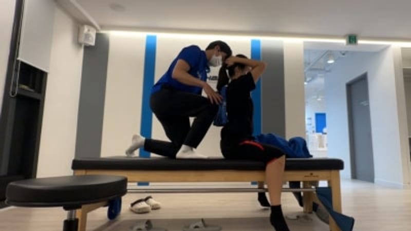 Soins post-course à pied grâce aux étirements. Avis sur Stretchbang de Kyodae