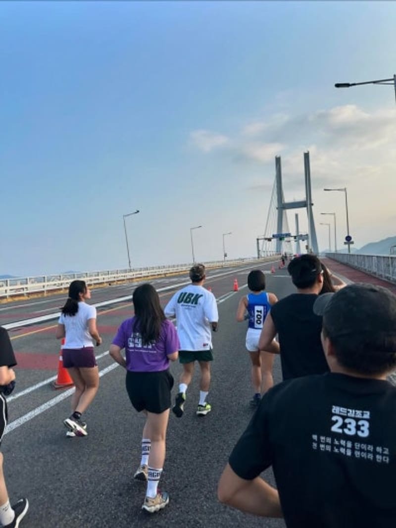 夕焼けと共に駆け抜ける3kmラン！慶南青年インフルエンサーフェスティバル