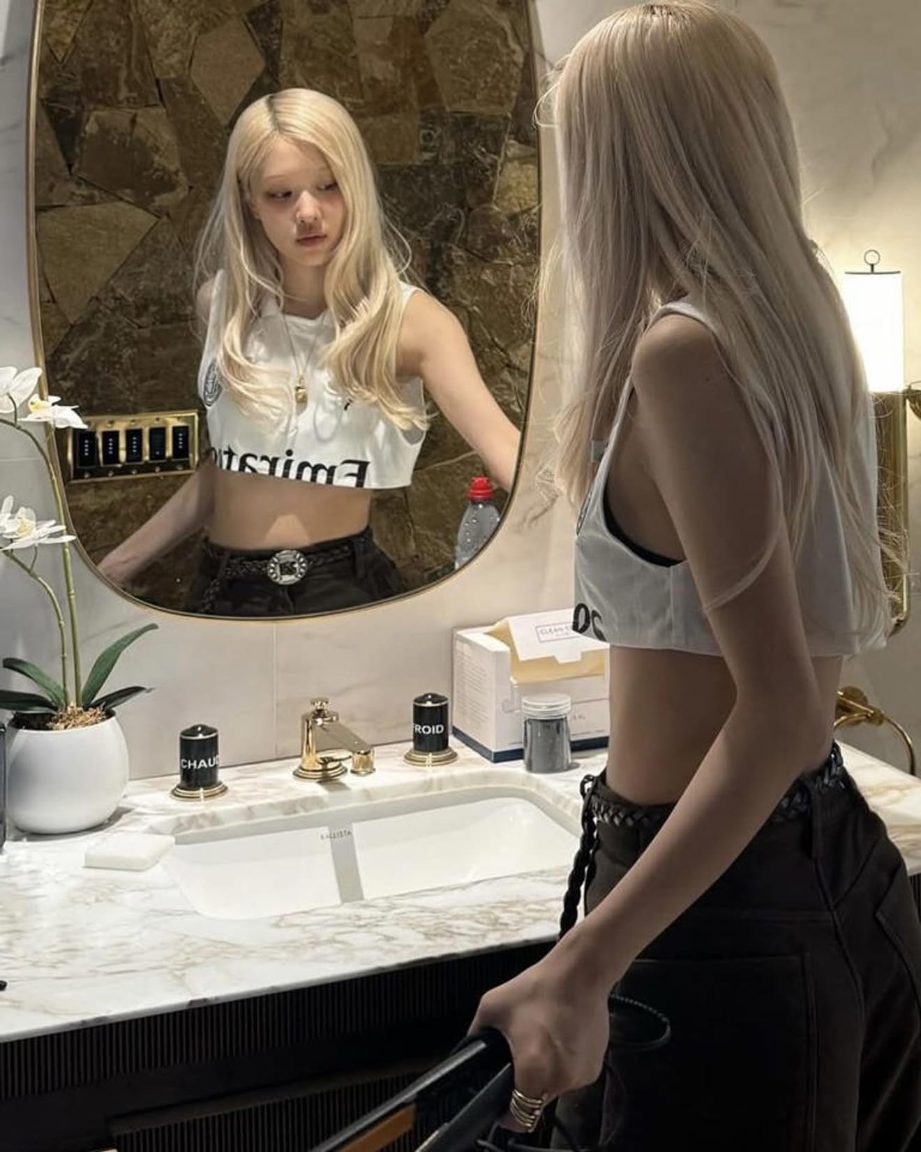 Instagram @roses_are_rosie