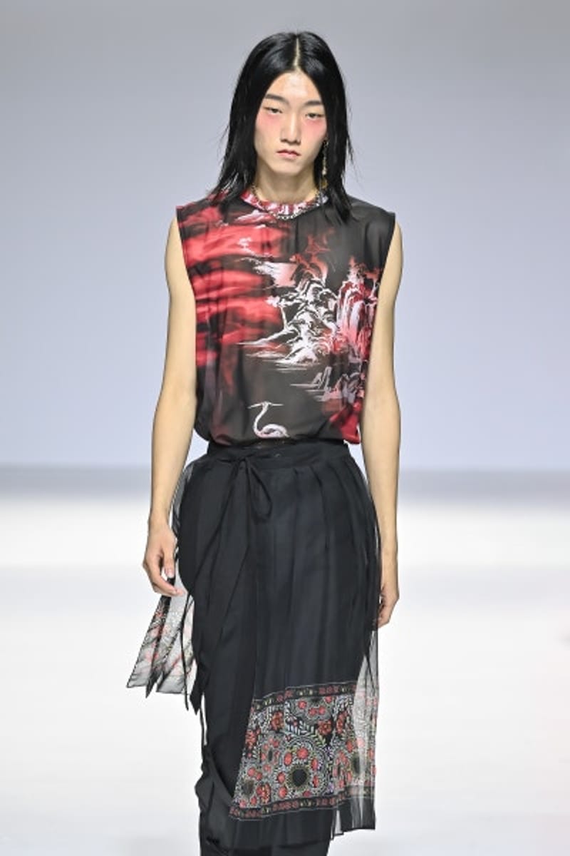 リッスル2024 S/S 大高麗コレクション：韓国の遺物[モシ＆独花蘆沙図]からインスピレーションを得て