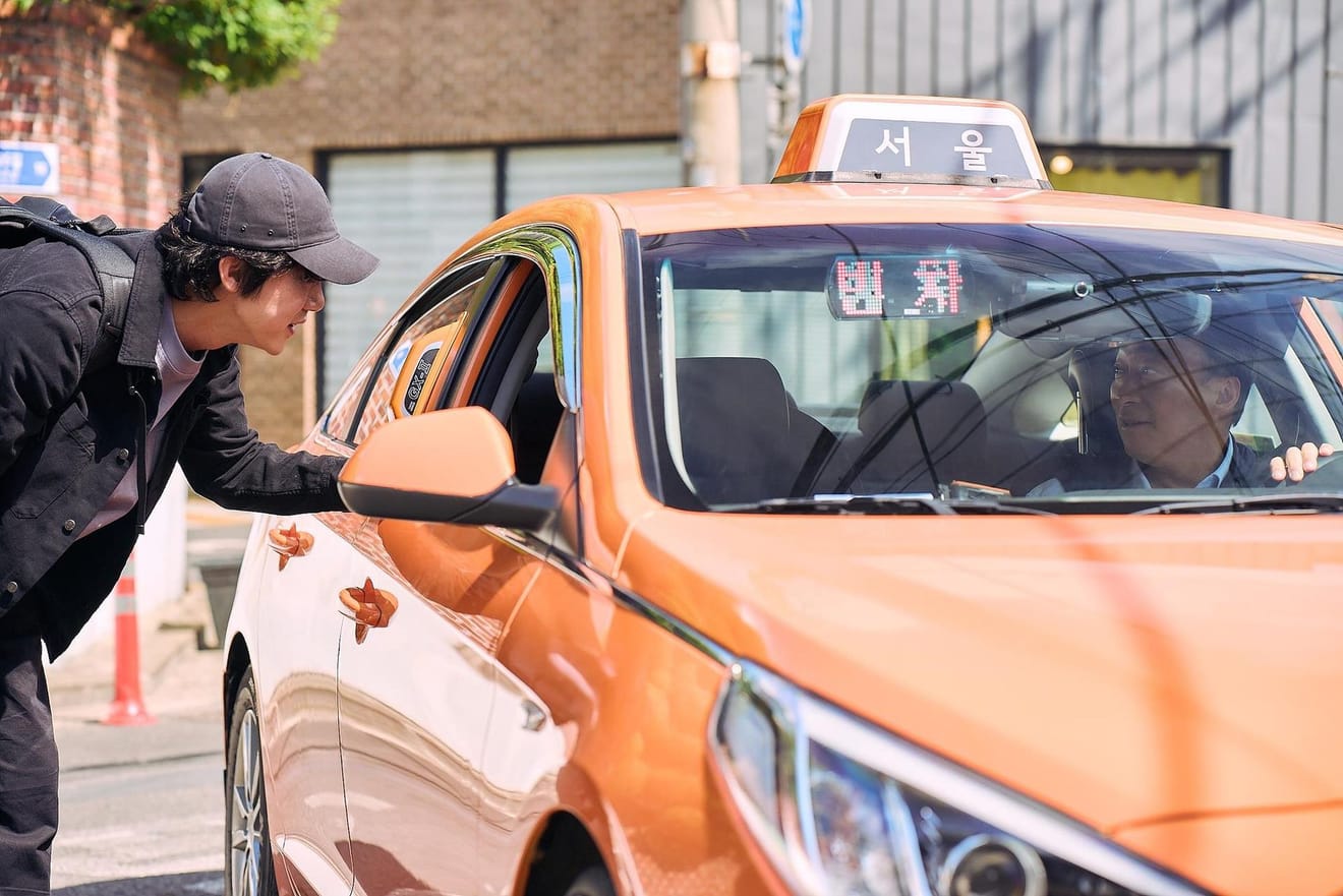Koreaanse drama '운수 오진 날 (A Bloody Lucky Day)', het verhaal van een taxichauffeur die een seriemoordenaar vervoert