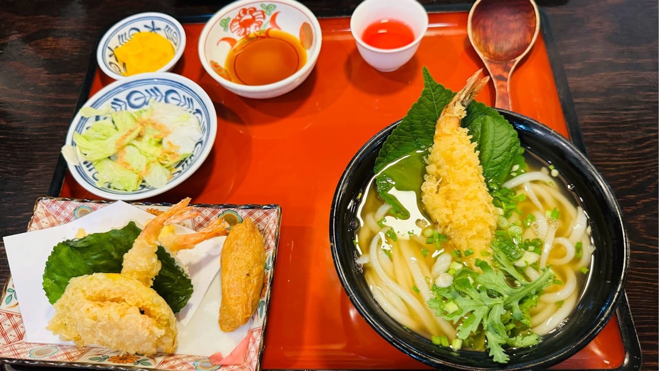 Menu di Udon con Tempura