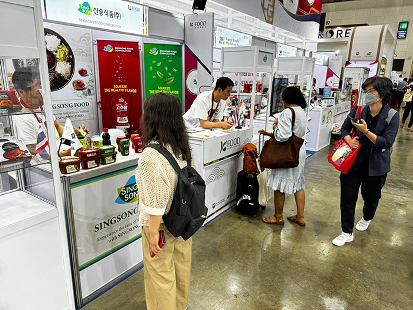 Singsongfood (신송식품), participa en la feria de alimentos 'THAIFEX' en Tailandia