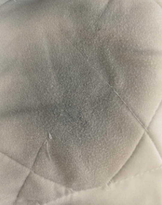 Essentiels pour le lavage : éliminer les taches tenaces sur les vêtements avec le détachant Mybi