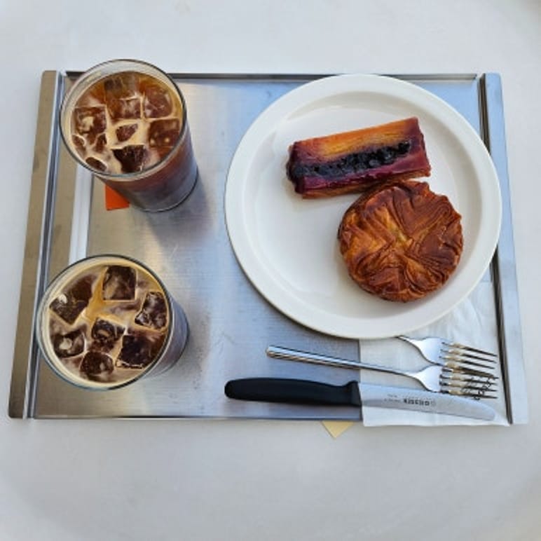 Idorim Blot Coffee x Bake kávézó, Gyeongbokgung, Seochon főáruház