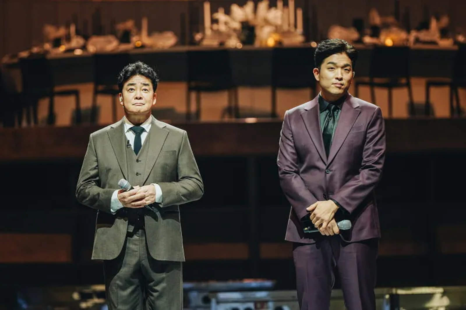 Gli chef Baek Jong-won e An Seong-hun di Chef in bianco e nero