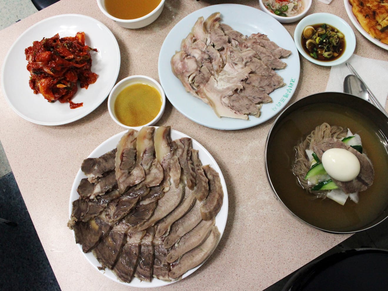 [서울 1호선] K-푸드 투어! 종로3가역 숨은 노포 맛집 TOP 5
