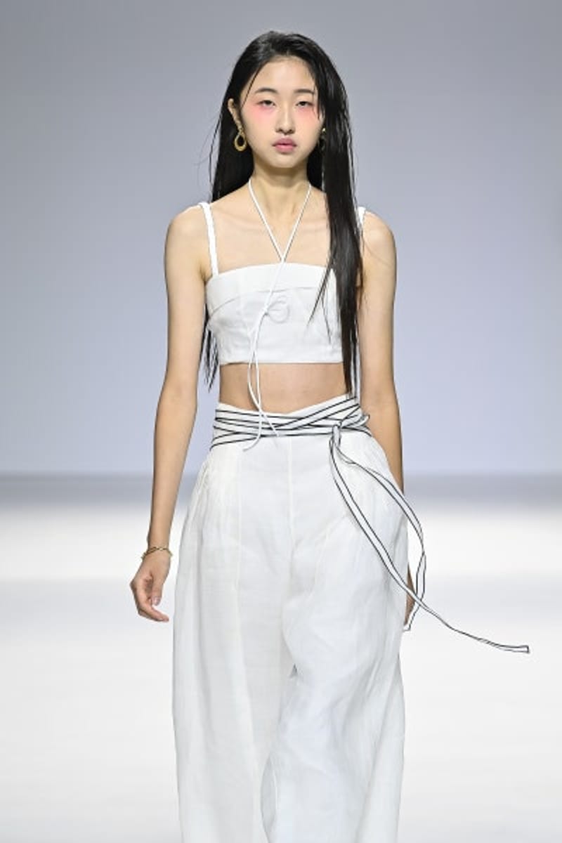 リッスル2024 S/S 大高麗コレクション：韓国の遺物[モシ＆独花蘆沙図]からインスピレーションを得て