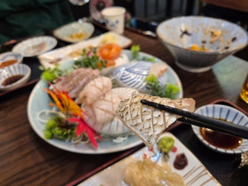 新림站居酒屋我們的壽司：新鮮美味的熟成魚生和壽司