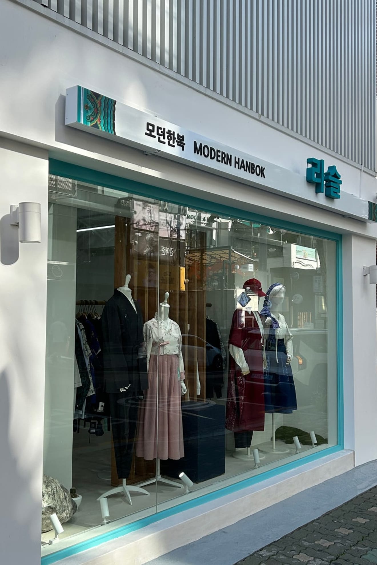 ドゥルミス(durumis)弘大店移転拡大！新しい空間でお会いしましょう