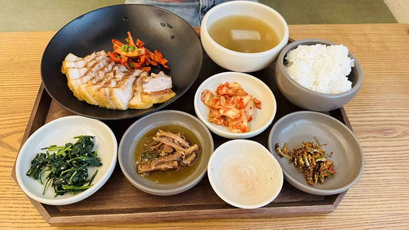 Zestaw z wołowiną bibimbap