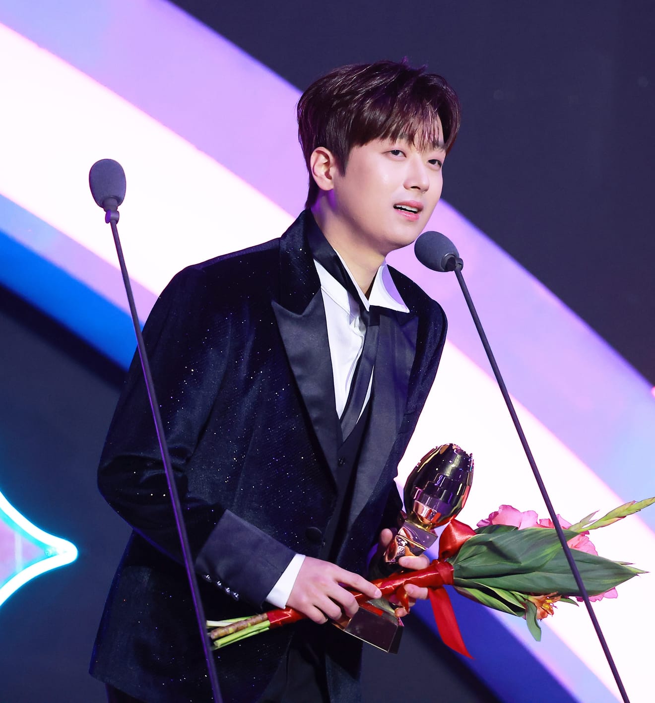 Lee Chan-won... 5 nagród na 2024 KGMA (Korea Grand Music Awards)