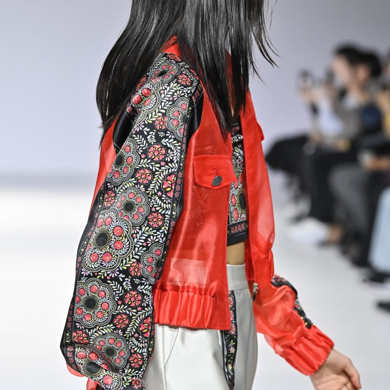 [Sınırlı Sayıda] Şeffaf Kırmızı Ceket Siyah Ceket Benzersiz Modern Hanbok