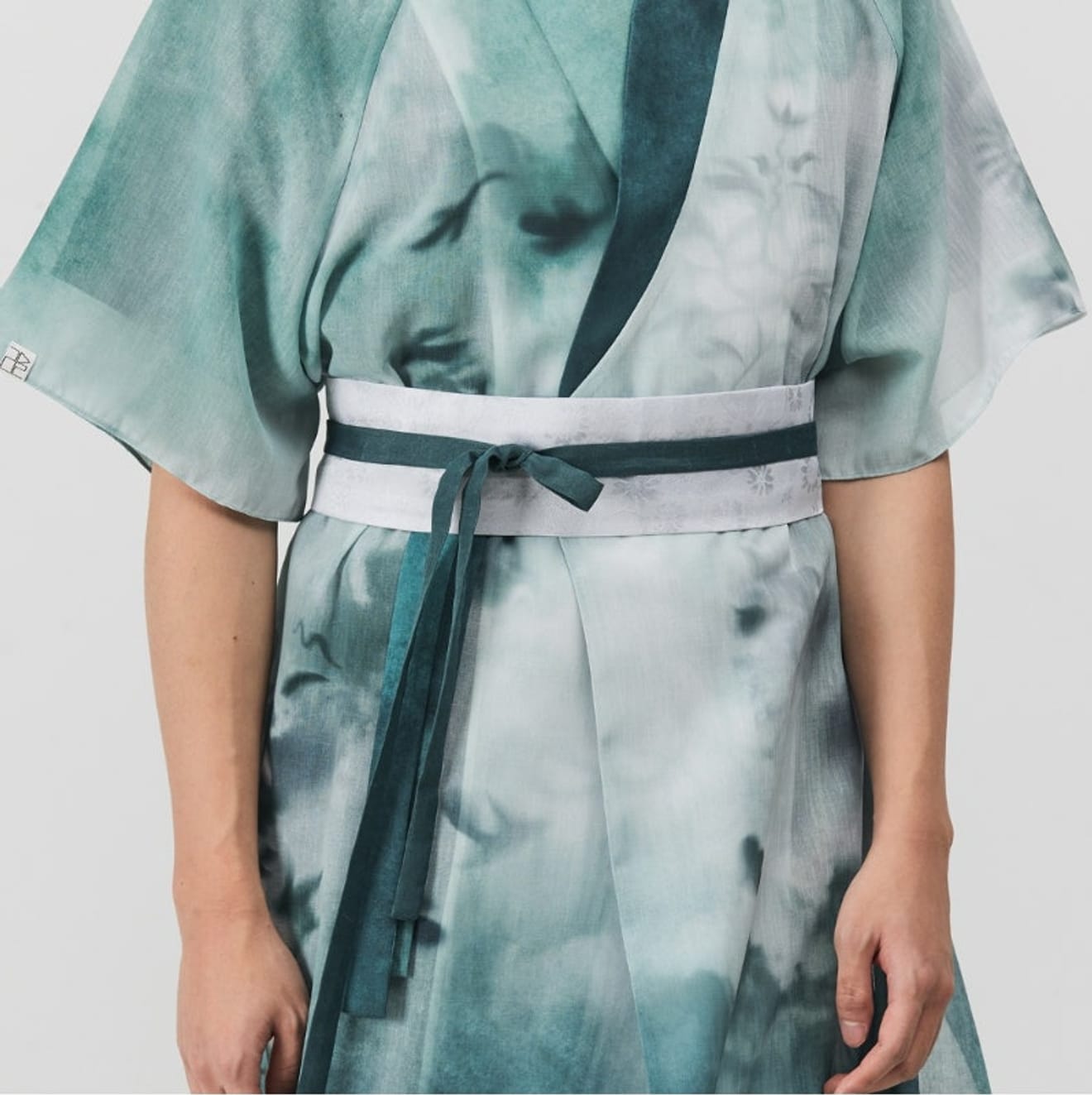 Goryeo Celadon Jikho: Traditional Korean Hanbok Jacket