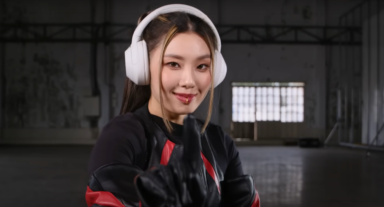 หูฟังโซนี่ ULT WEAR ช่วยให้การวิ่งในฤดูใบไม้ร่วงสนุกขึ้น