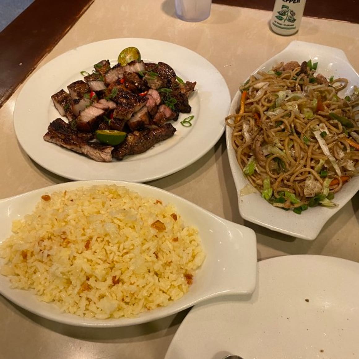 Voyage de 4 nuits et 6 jours à Boracay - Petit-déjeuner au Fairways Resort, City Mall, coucher de soleil sur White Beach, marché de D'Mall