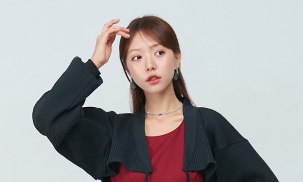 Wie wäre es mit moderner, alltagstauglicher Hanbok-Mode statt Prinzessinnen-Hanbok im Gyeongbokgung-Palast? _ Schwarzer & weißer Chic