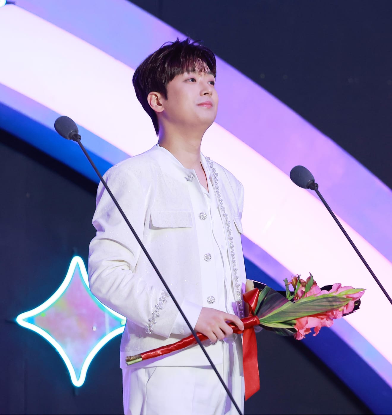 Lee Chan-won... 5 nagród na 2024 KGMA (Korea Grand Music Awards)