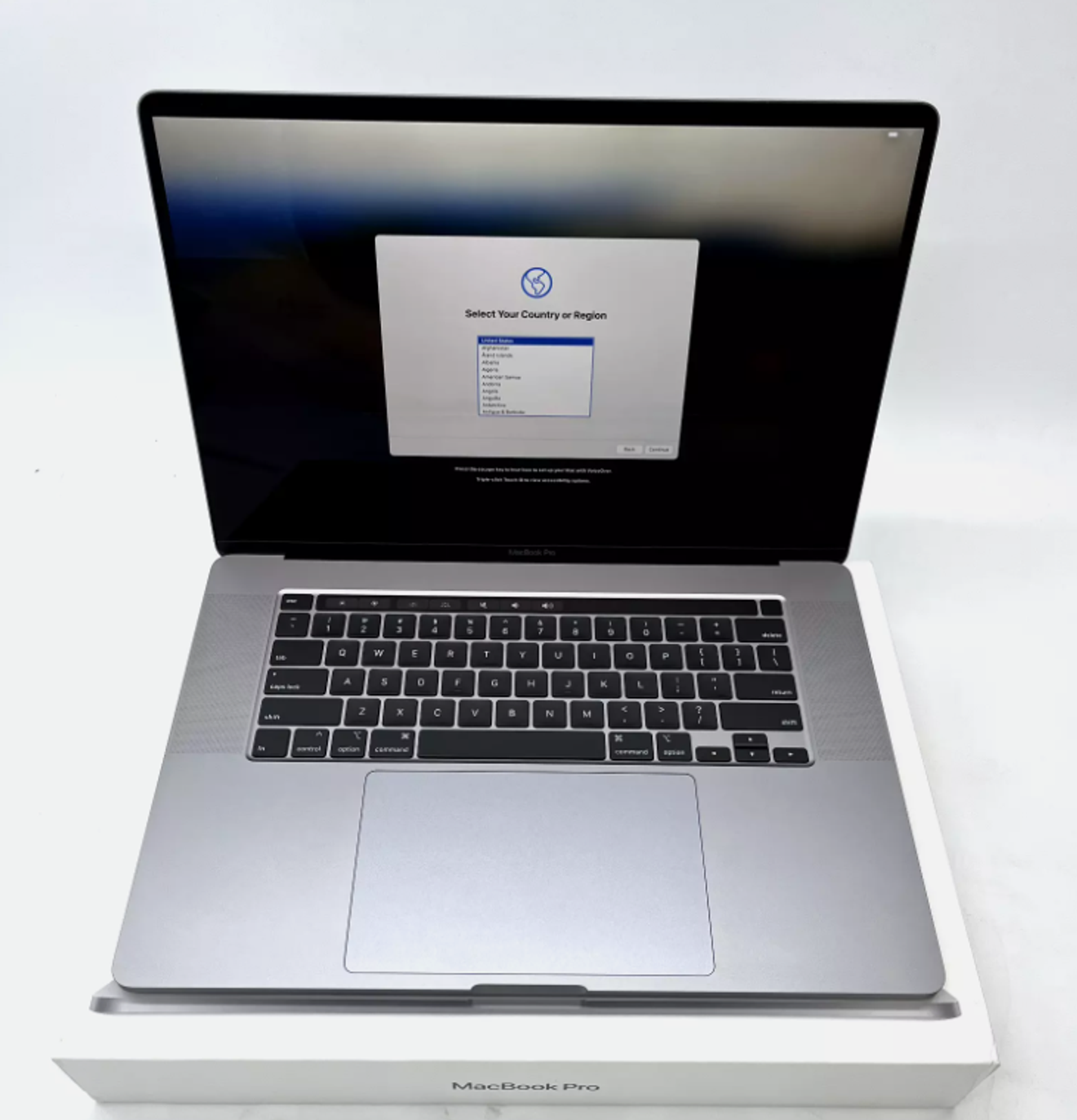 프로페셔널을 위한 최고의 노트북, 6인치 MacBook Pro