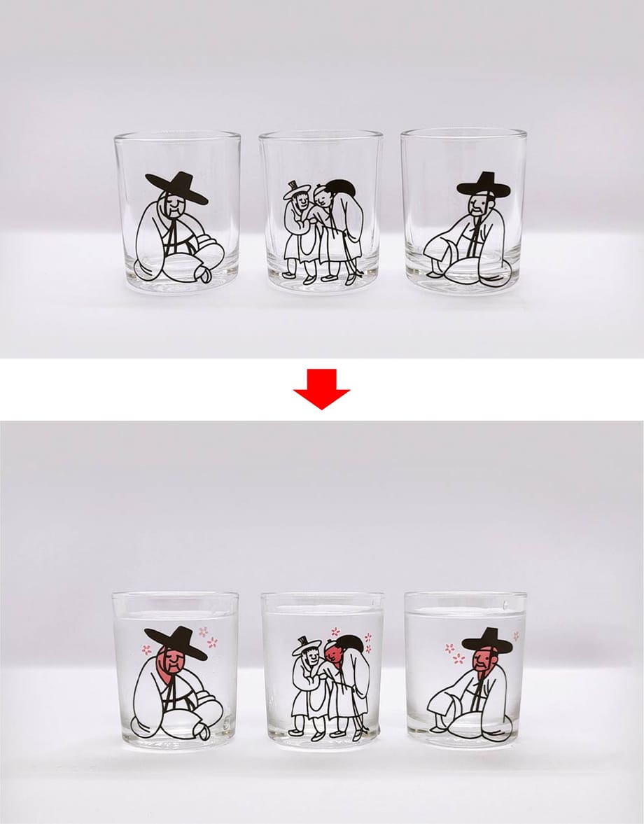 Photo de l'ensemble de verres à changement de couleur pour les trois personnages de l'ivrogne et du lettré