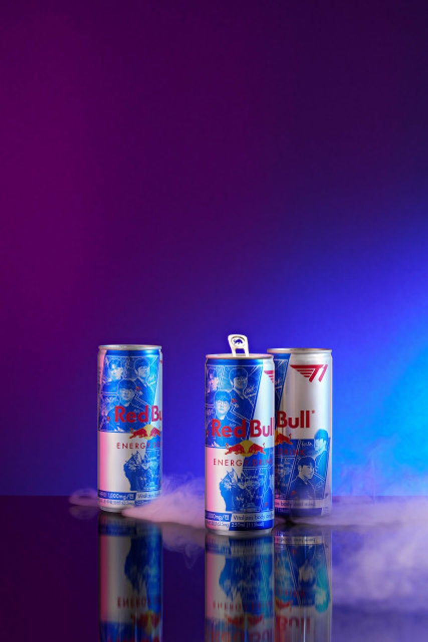 Вид банки Red Bull