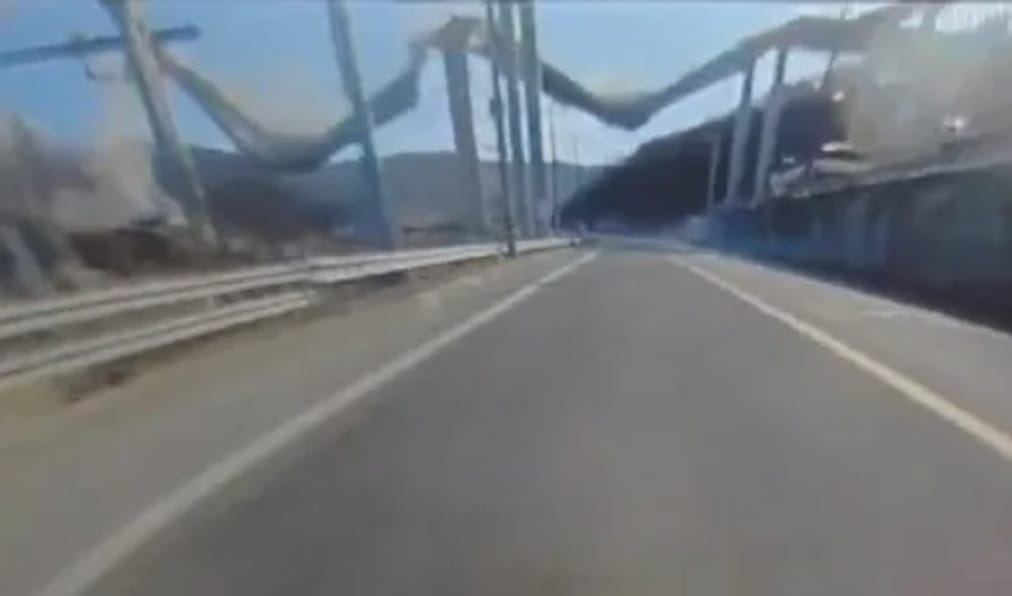 Két halálos áldozat és öt súlyos sérült a Cheonan-i útépítési területre leszakadt szerkezet miatt