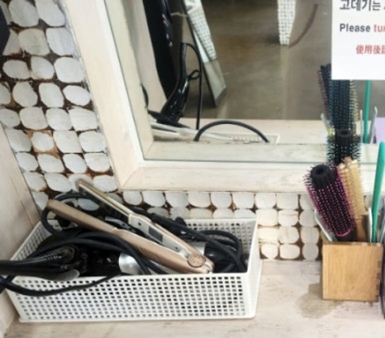Bizim Mahalle Fotoğrafçısı Hongdae Kimlik Fotoğrafı Saç ve Makyaj Dahil