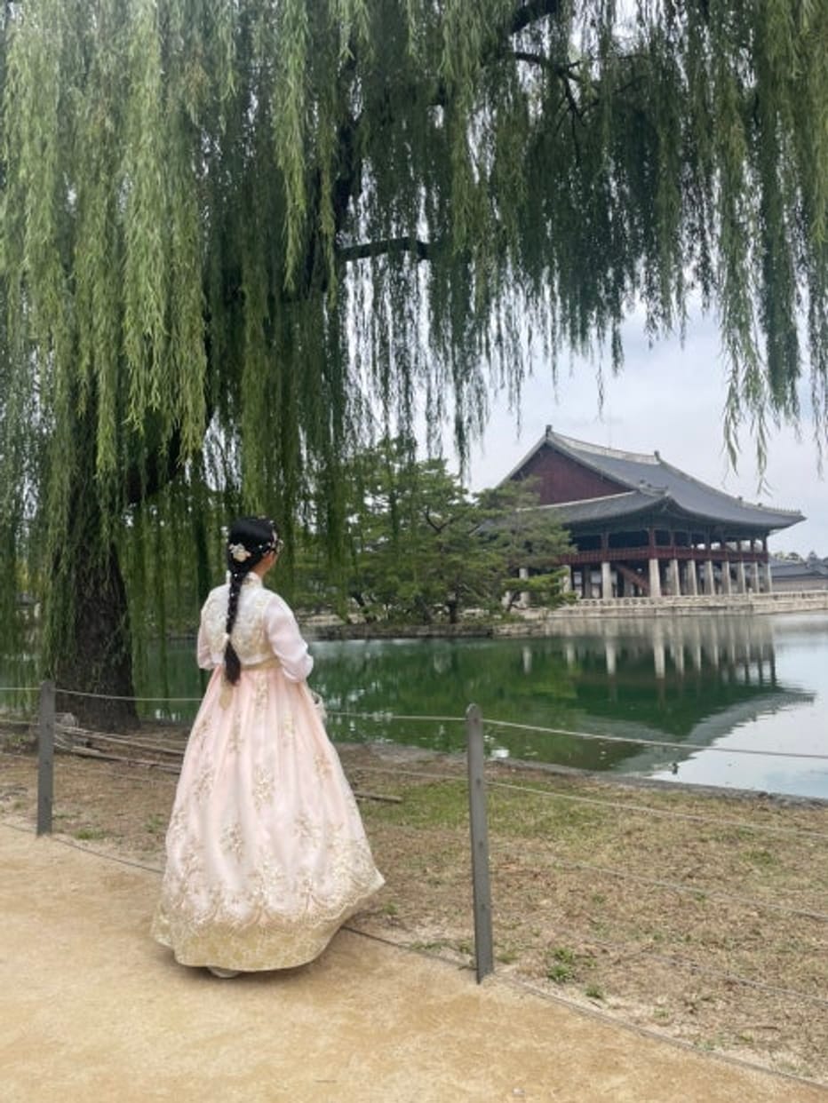 Hanbok-Miet-Erfahrung im Gyeongbokgung-Palast in Seoul