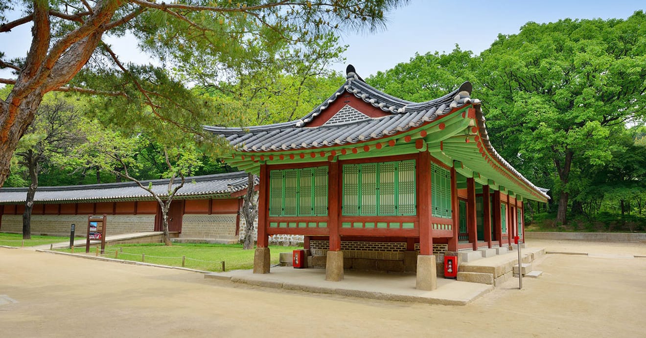 国家最高の社堂＜宗廟 망묘루＞6月まで初の期間限定公開