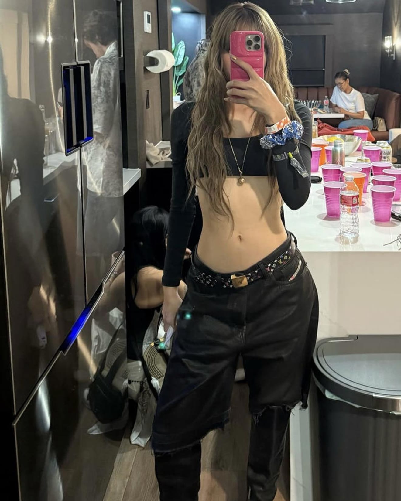 Instagram @lalalalisa_m
