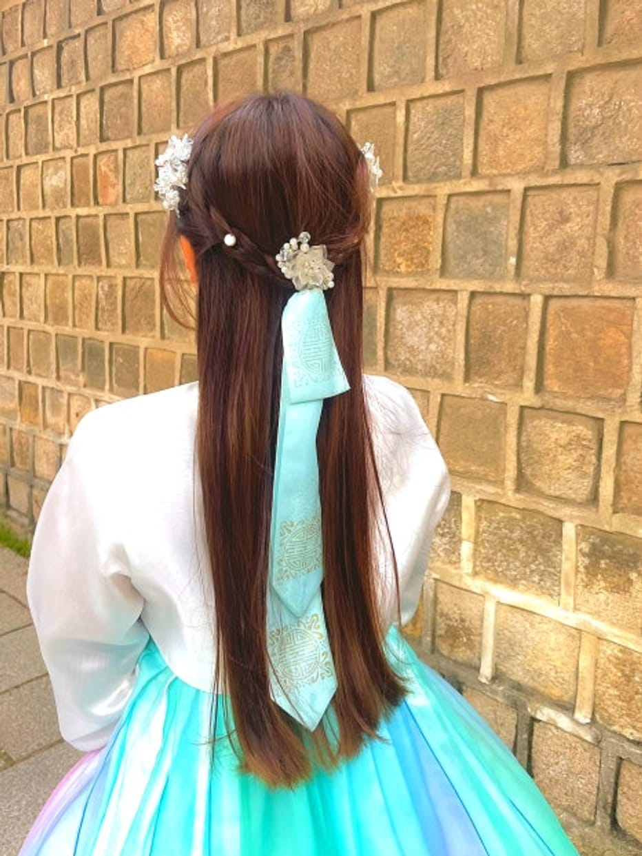 Gyeongbokgung Hanbok-Verleih YES Hanbok und kostenloser Eintritt
