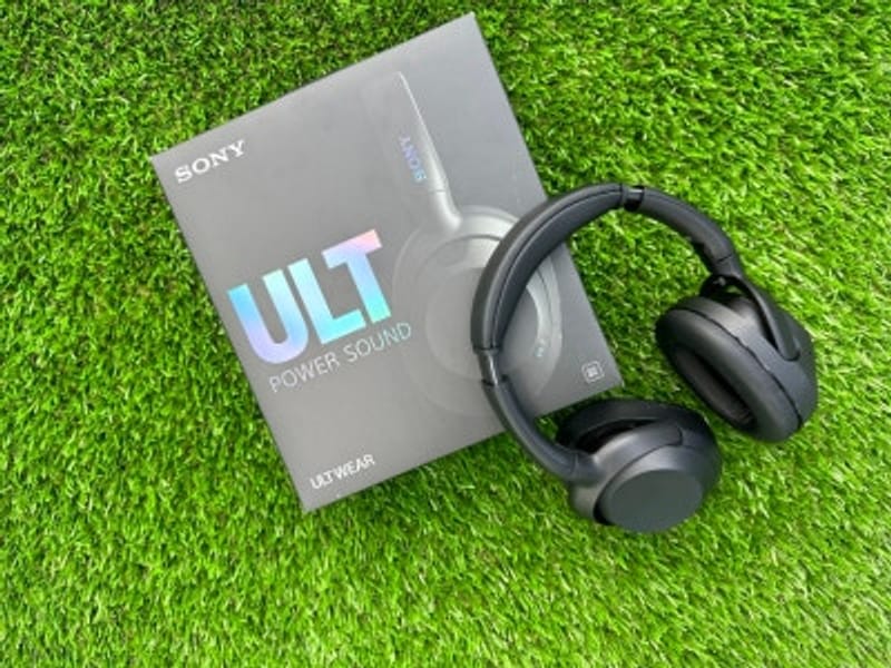 หูฟังโซนี่ ULT WEAR ช่วยให้การวิ่งในฤดูใบไม้ร่วงสนุกขึ้น