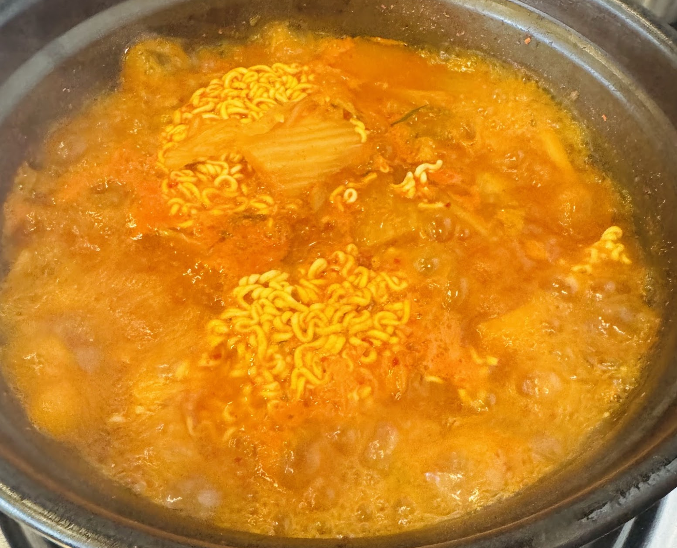 合井駅店ペクチェキムチチゲ実食レビュー：大満足の一食、コスパ最強！