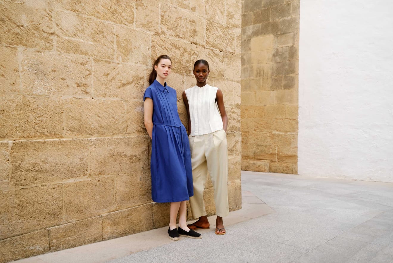 [Imagen 2] La colección Uniqlo and Comptoir des Cotonniers’, donde podrás apreciar una rica gama de colores y un diseño francés delicado y elegante