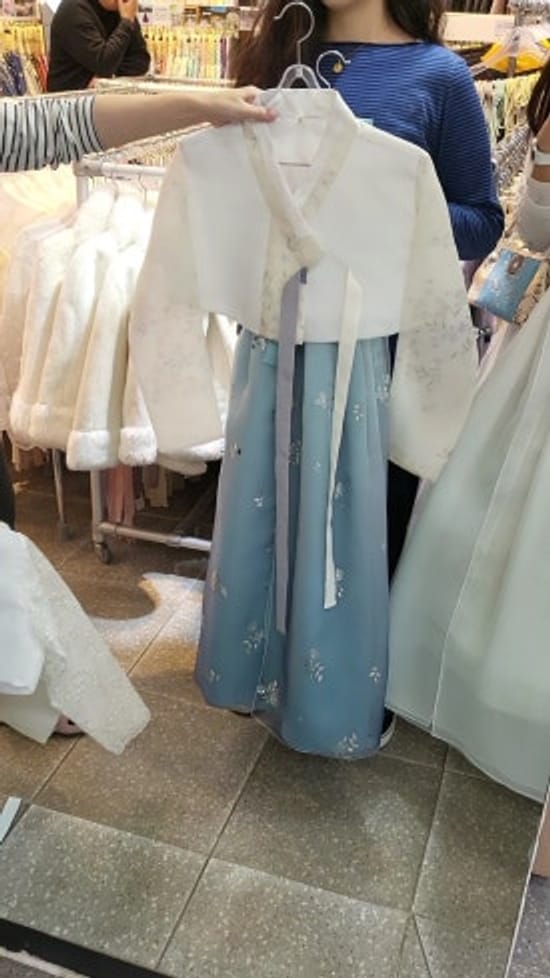 Gyeongbokgung Hanbok Verleih Erfahrungsbericht: Byeolgungteo Hanbok