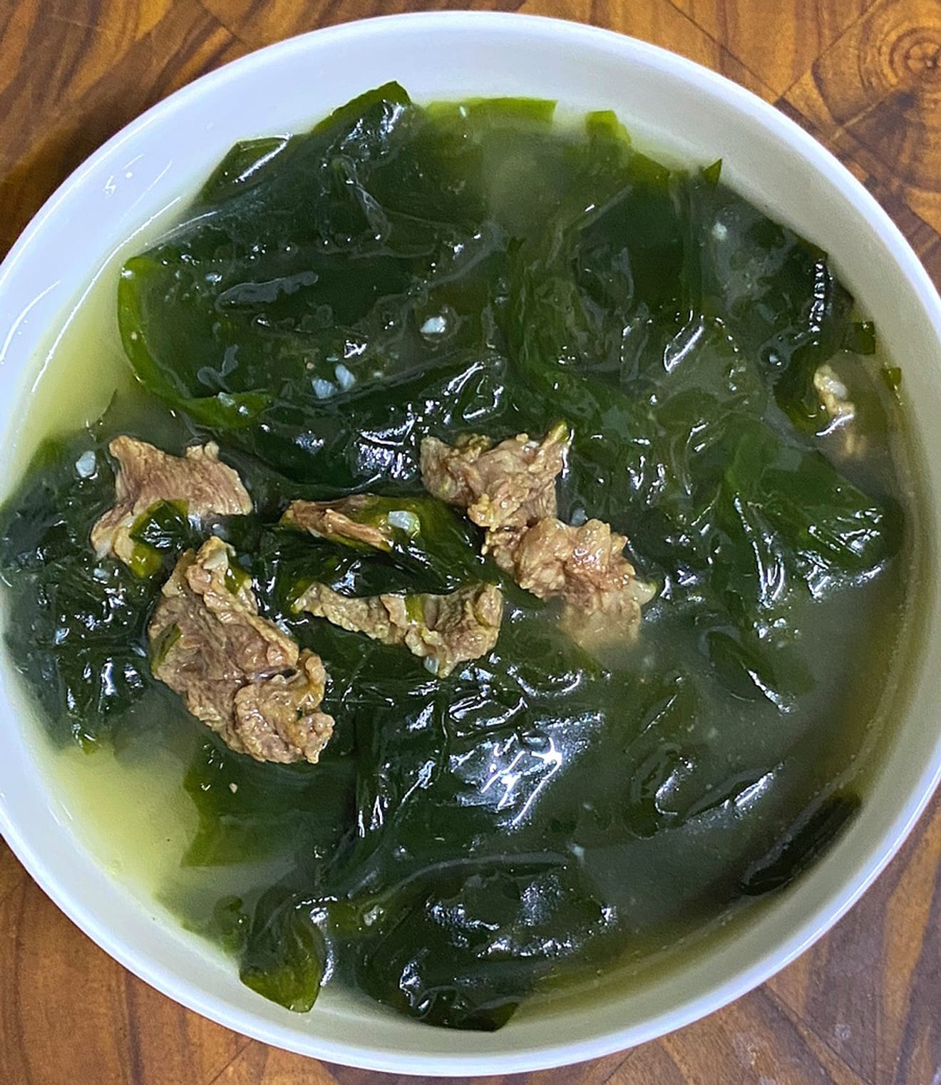 วิธีทำซุปสาหร่ายทะเล (미역국) อร่อยและดีต่อสุขภาพ