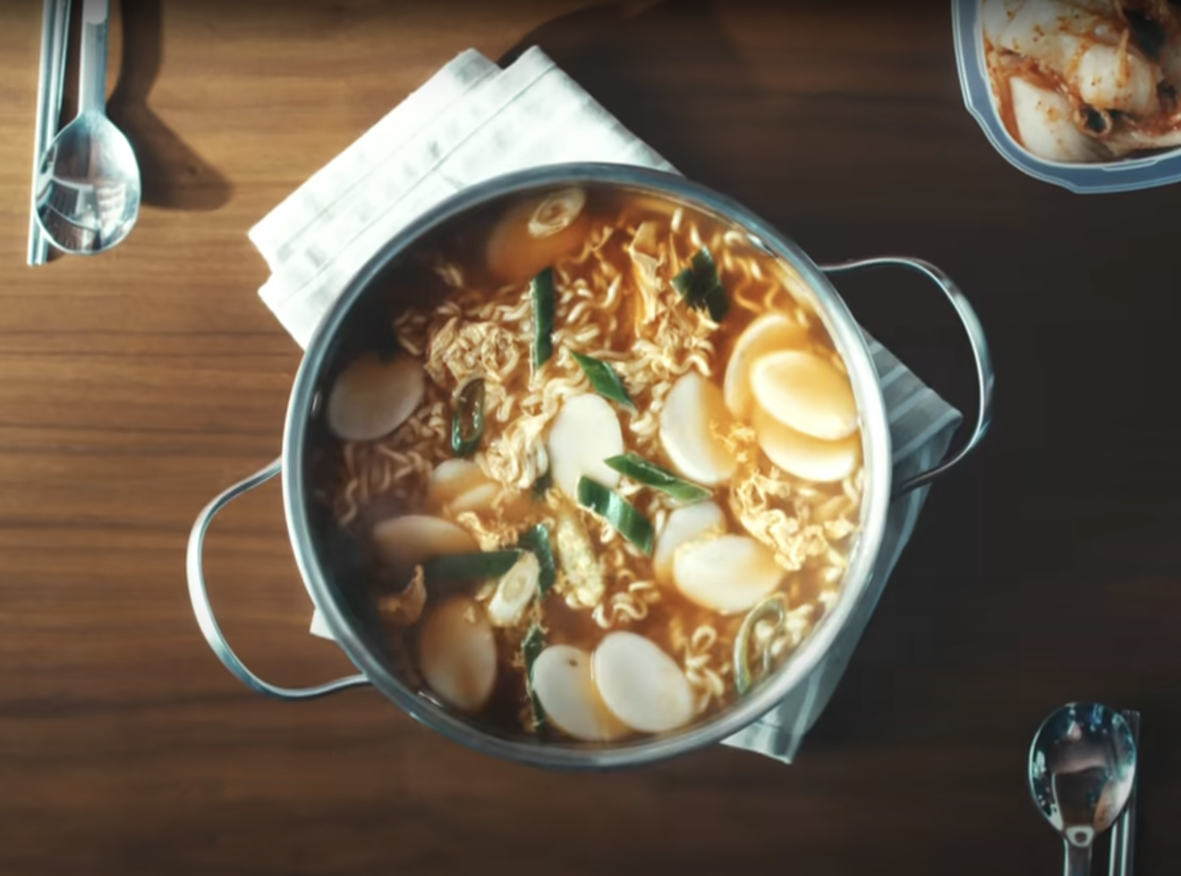 Einführung in koreanische Ramen Teil 2, Jin Ramen: Entdecken Sie den ewigen Klassiker der koreanischen Nationalnudeln