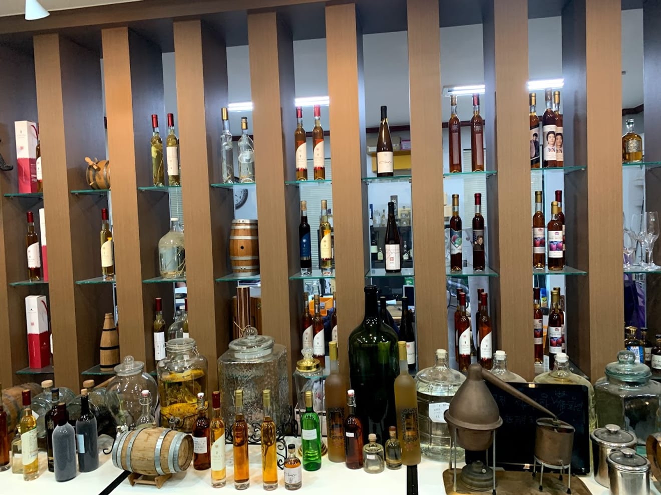 [Visite des Caves] 8. Découverte du vin et du brandy de pomme, spécialité d'Yesan, lors d'une visite guidée avec cachet à Yesan Saengwa Wine