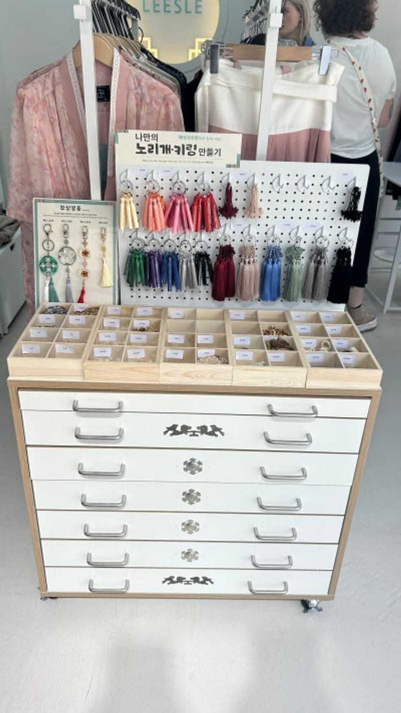 ドゥルミス(durumis)弘大店移転拡大！新しい空間でお会いしましょう
