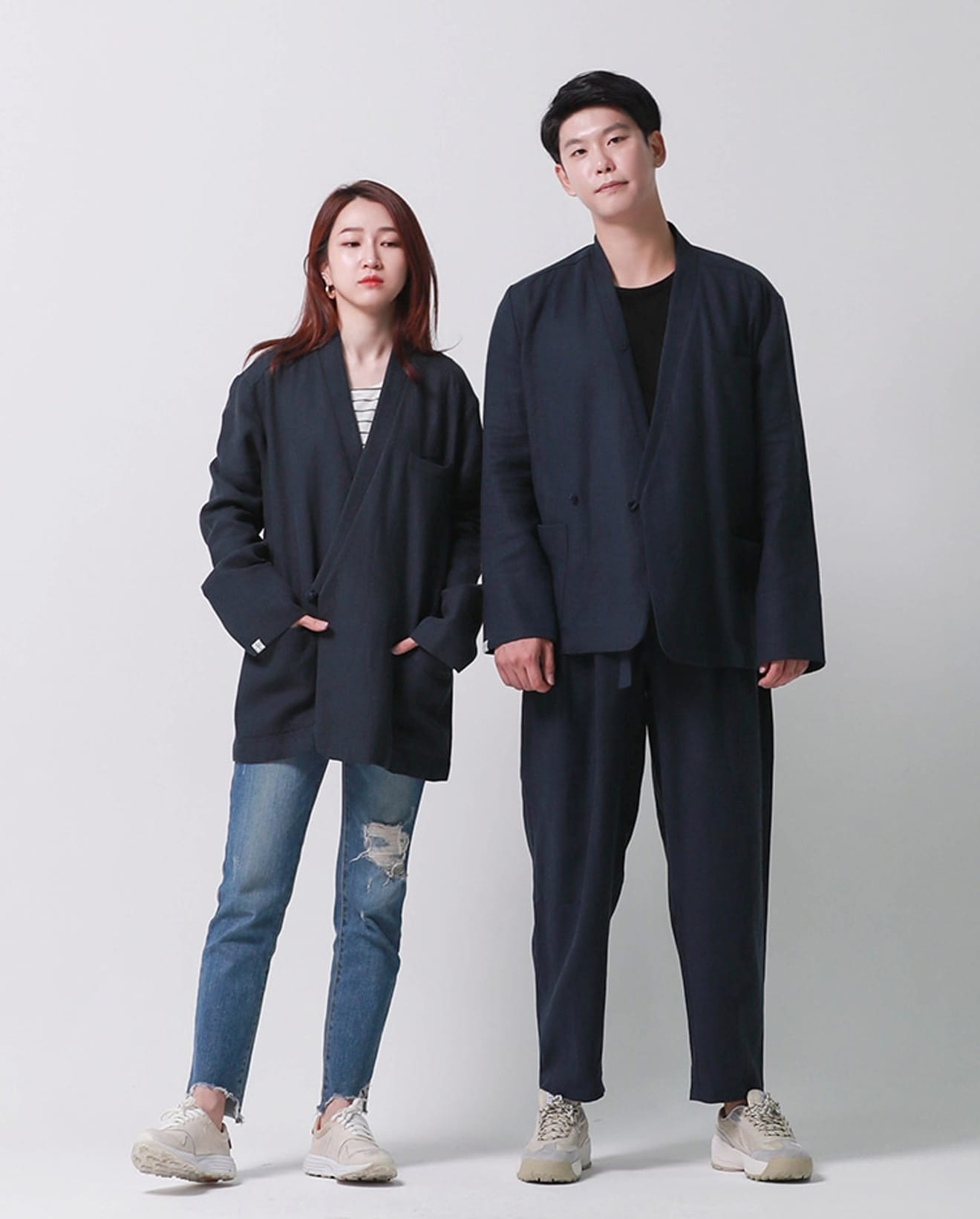 Hombre y mujer con chaqueta Ido azul